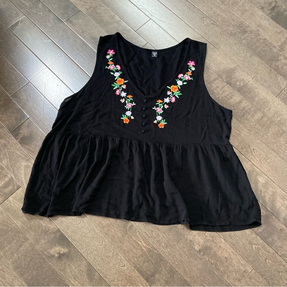 Shein Size 3XL Black Floral Tank Top with Embroidered Flower, Sleeveless - Picture 1 of 7